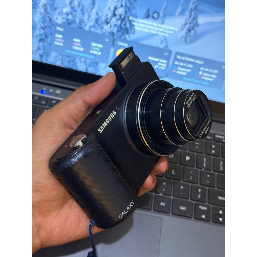 Kamera Digital Samsung Android ( tipe ek GC100)