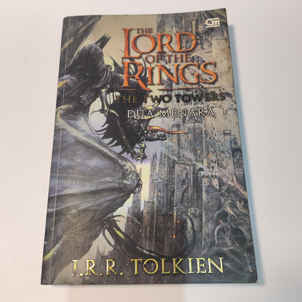 Novel The Lord of The Rings The Two Towers (Dua Menara) Bekas Original Bahasa Indonesia