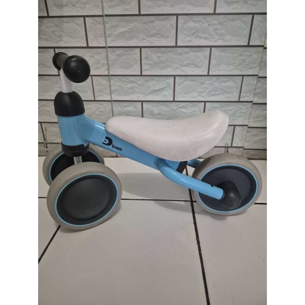 Dbike sepeda balita tricycle preloved