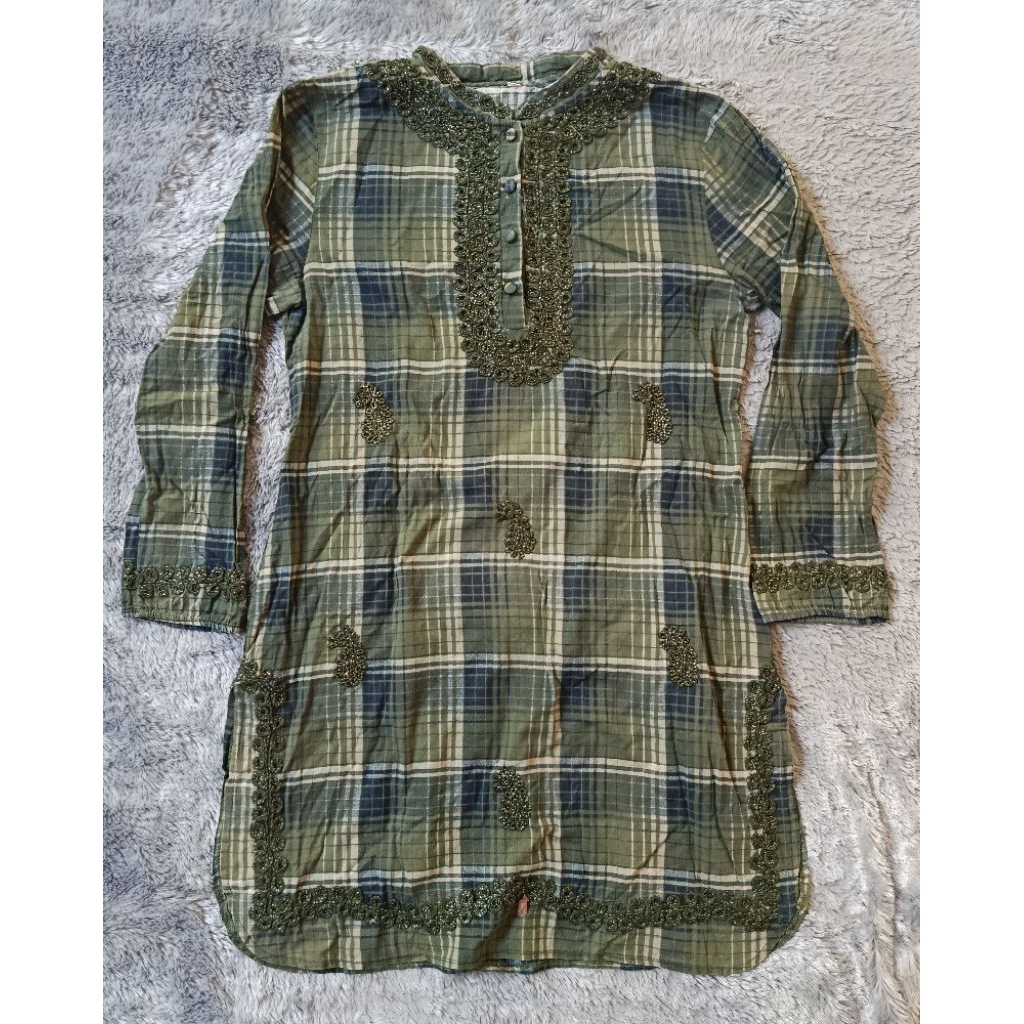 Preloved Tunik Kotak Wanita Army Lengan Panjang/exit2