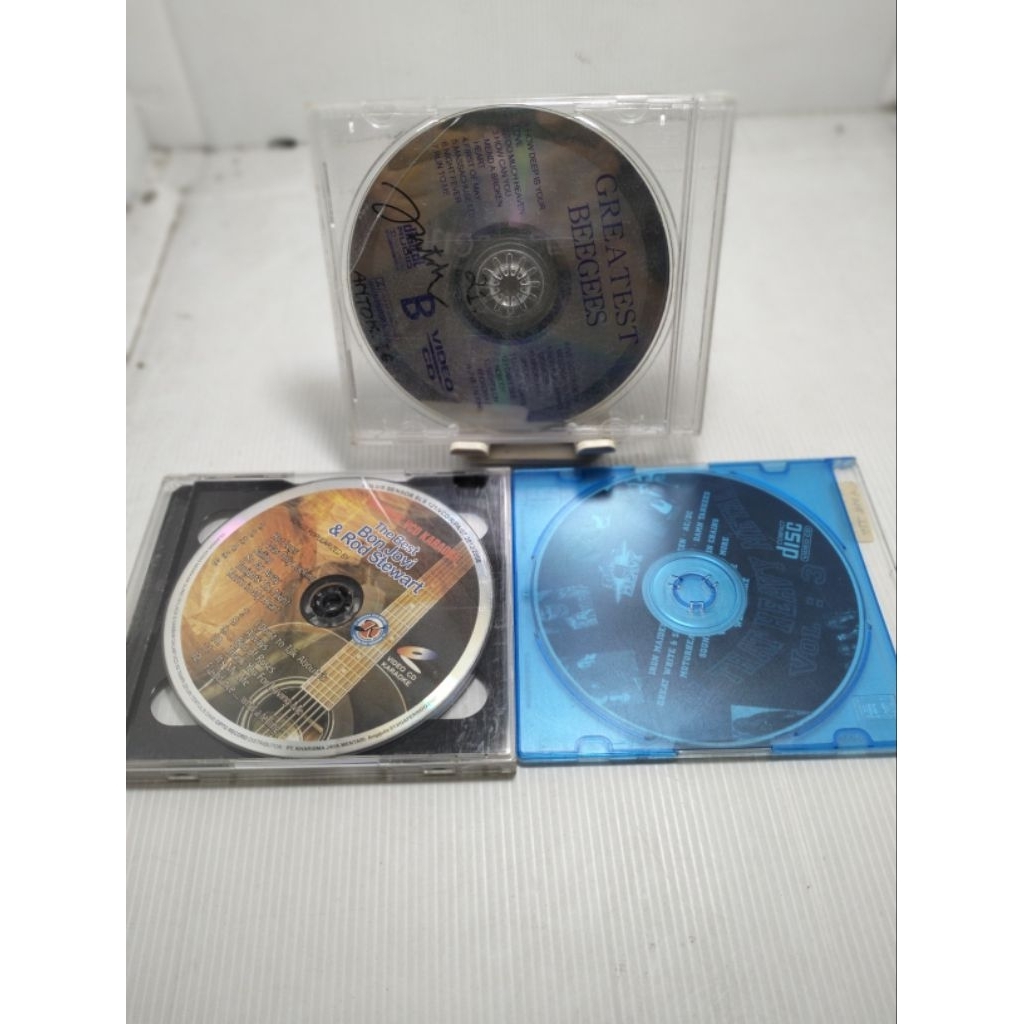 VCD Bee Gees , Bon Jovi, CD heavy metal ada 3 CDs