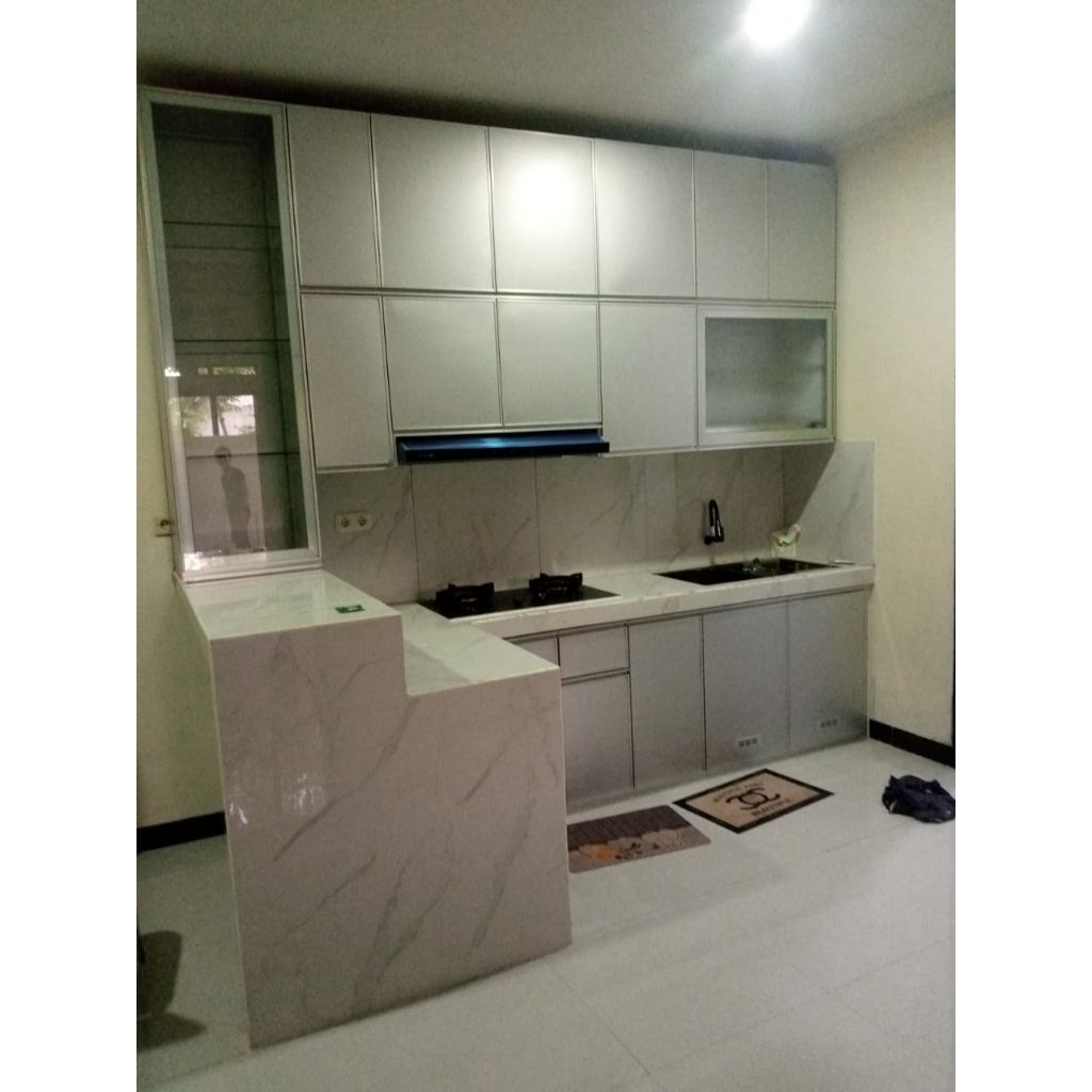KITCHEN SET ALUMINIUM CUSTOM