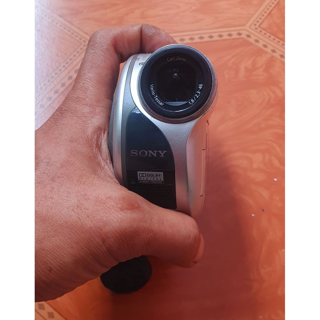 Handycam kamera antik jadul merk sony