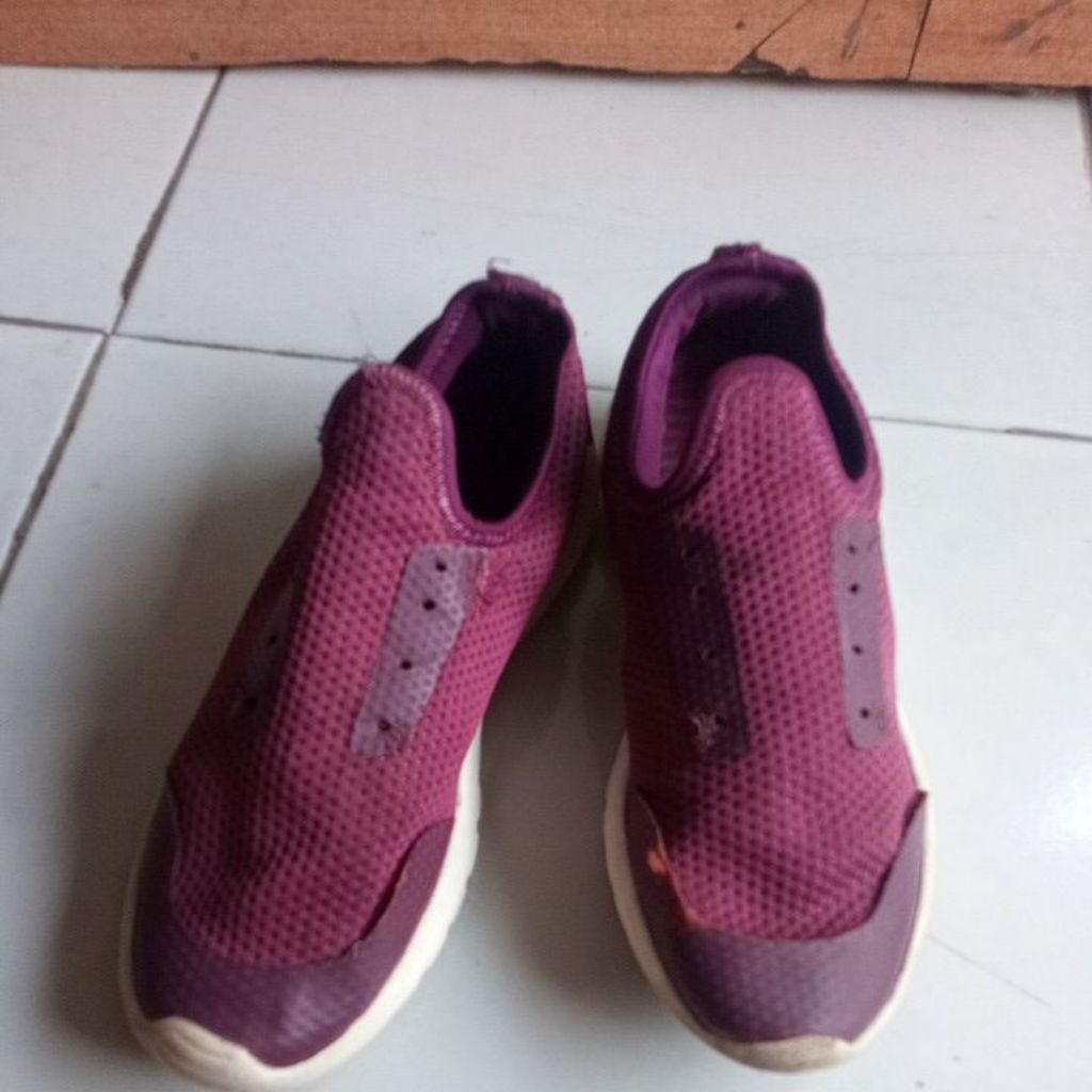 preloved sepatu Gyou By Wakai
