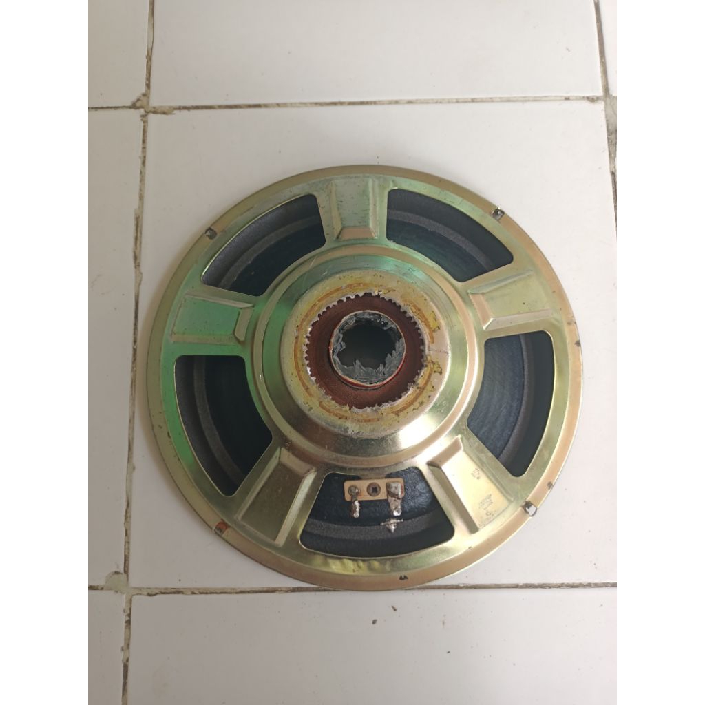 Rangka speaker 10in
