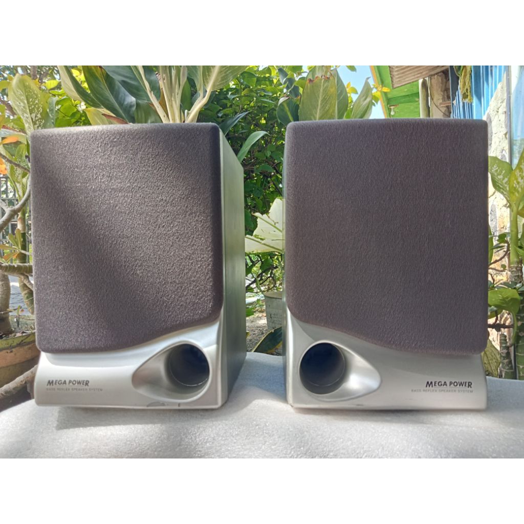 Speaker Polytron Bass Reflex/Speaker Pasif Polytron/Harga Sepasang