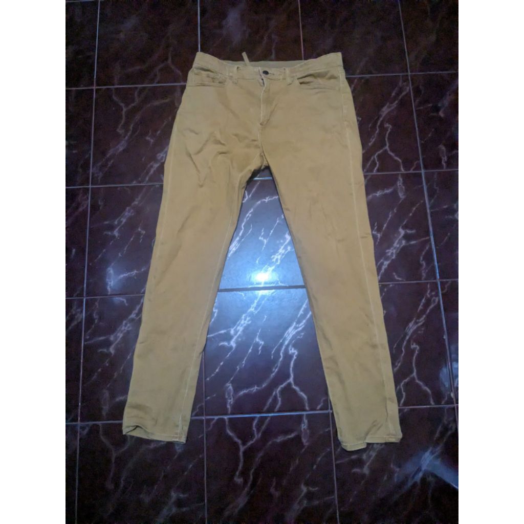 UNIQLO Ezy Stretch Jeans Mustard/Yellow (L)