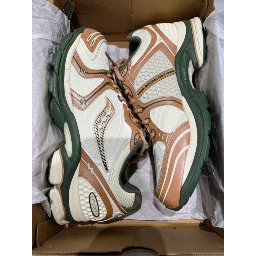 SAUCONY PROGRID TRIUMPH 4 CREAM DO
