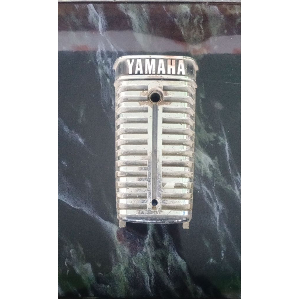 Emblem Dasi Yamaha V80