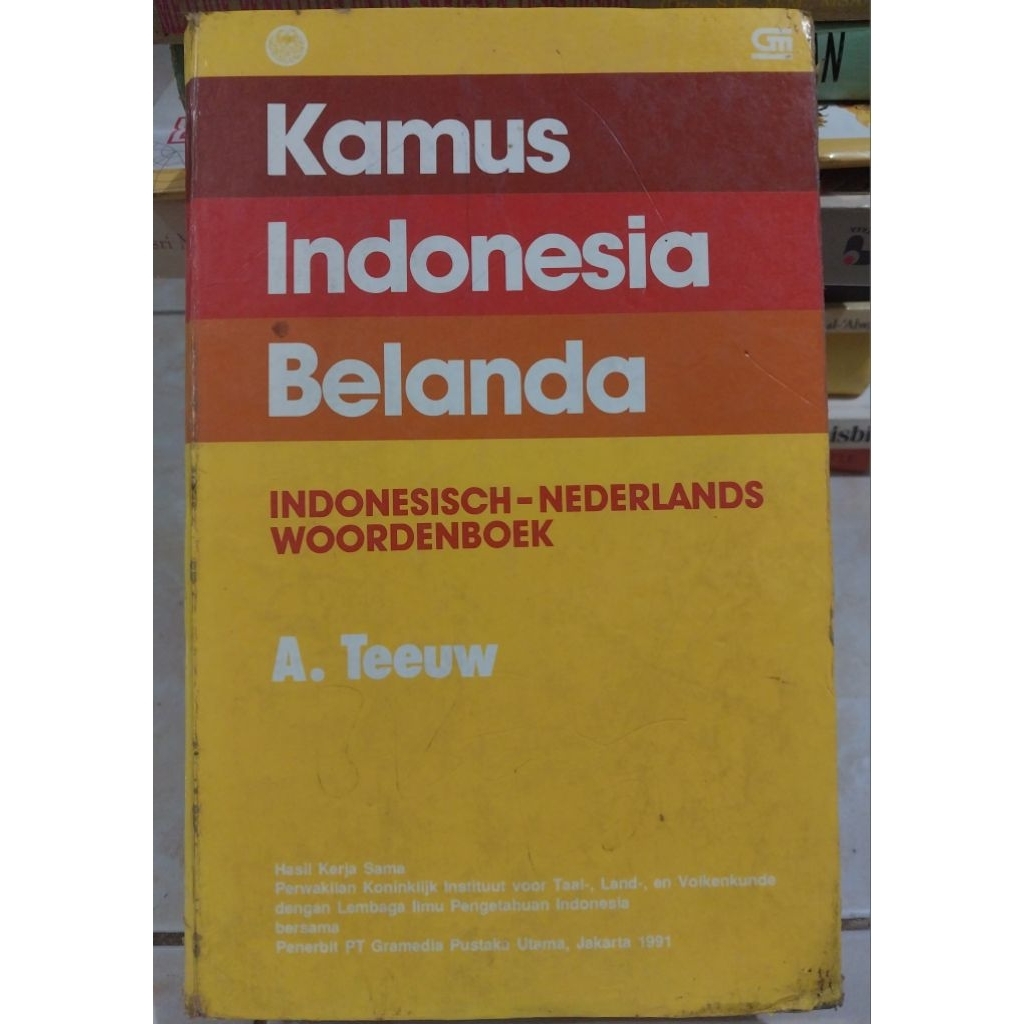 Kamus Indonesia - Belanda Oleh A.Teeuw
