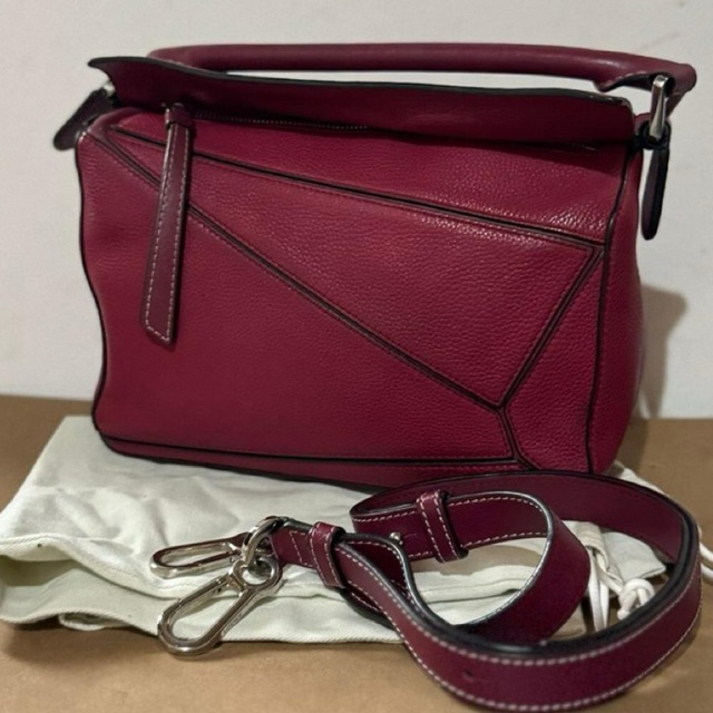 preloved loewe puzle bag auth