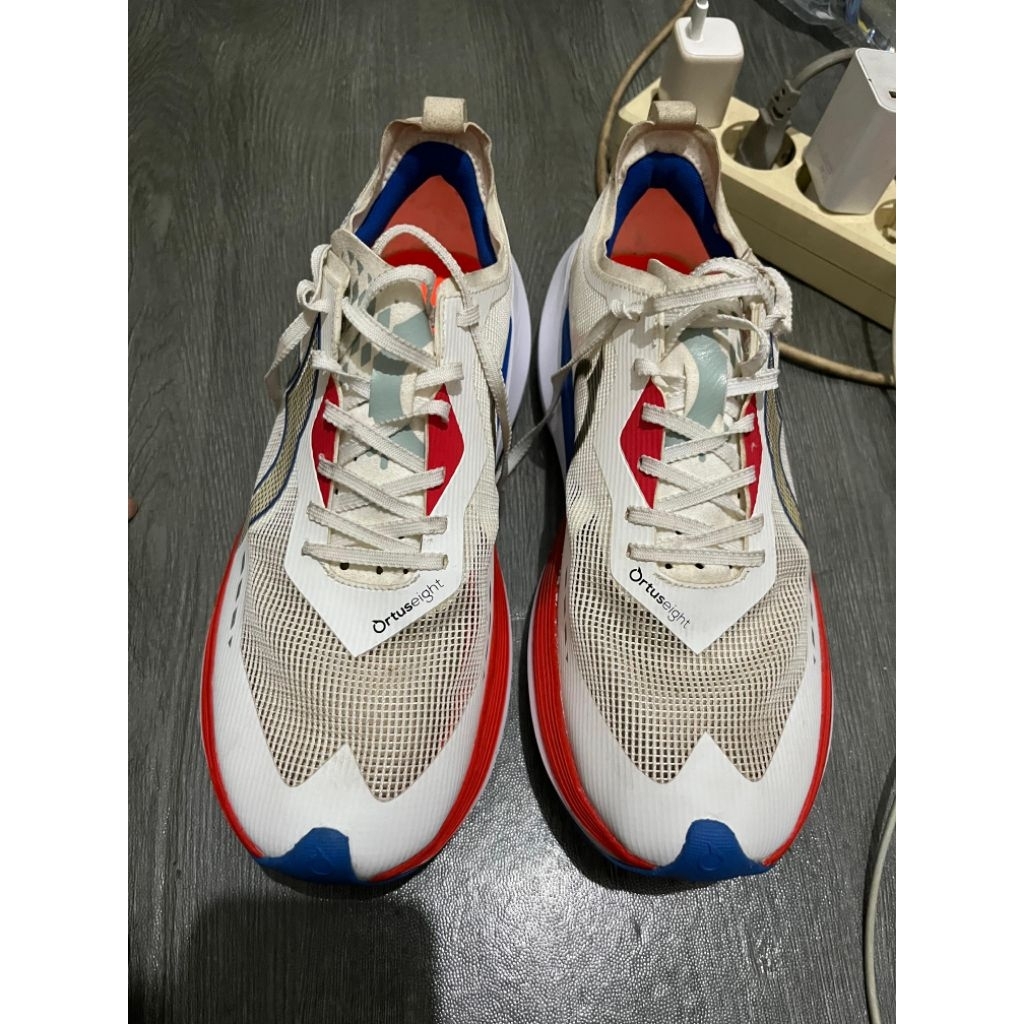 Sepatu Runing