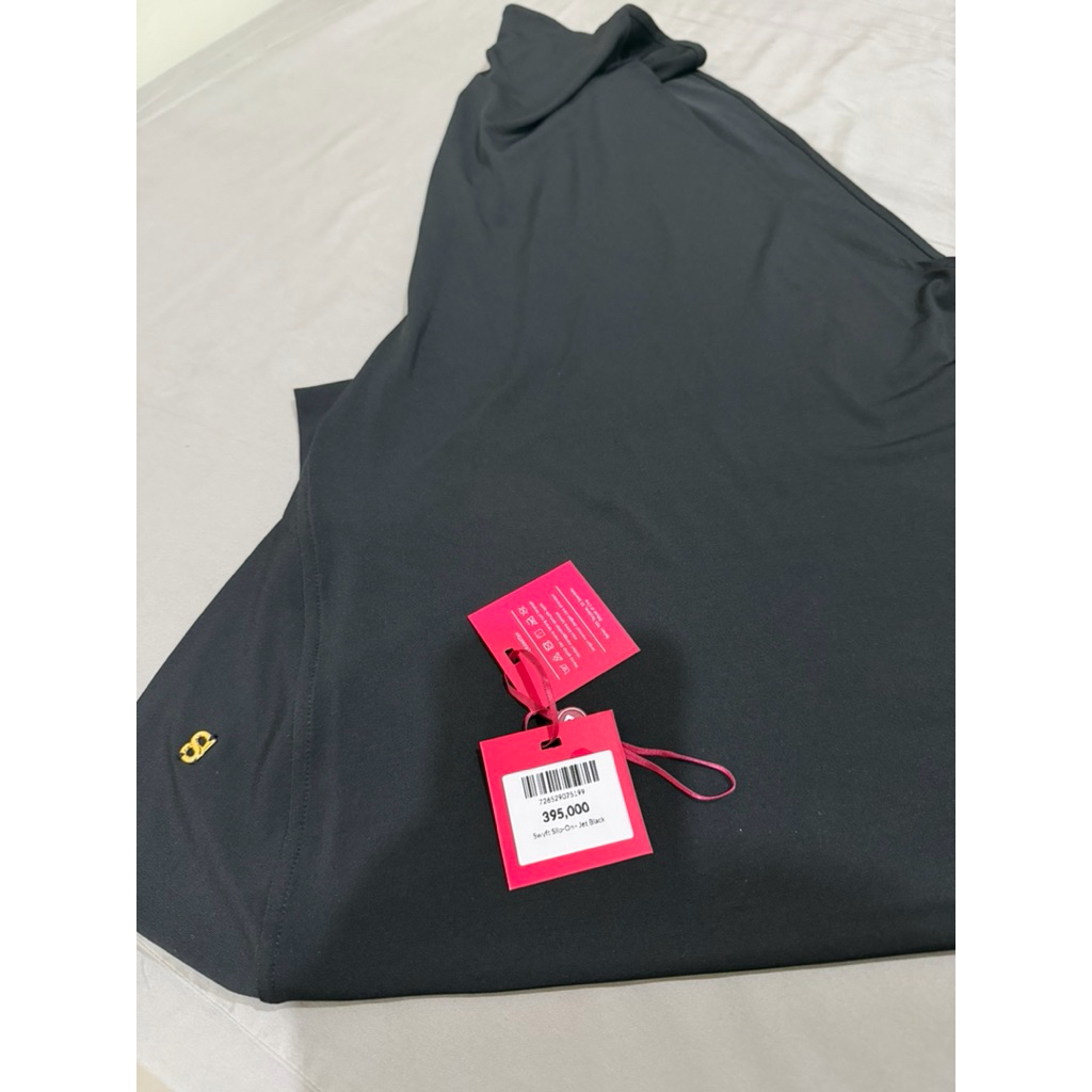 Preloved buttonscarves  black