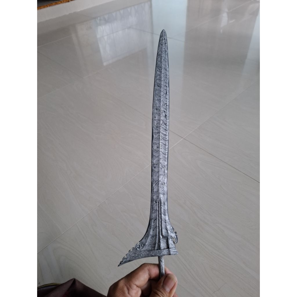 keris lurus pamor largangsir