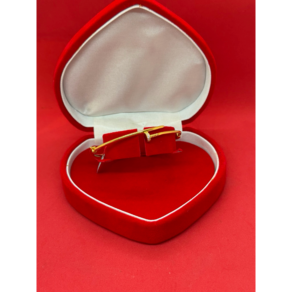 Gelang emas model paku