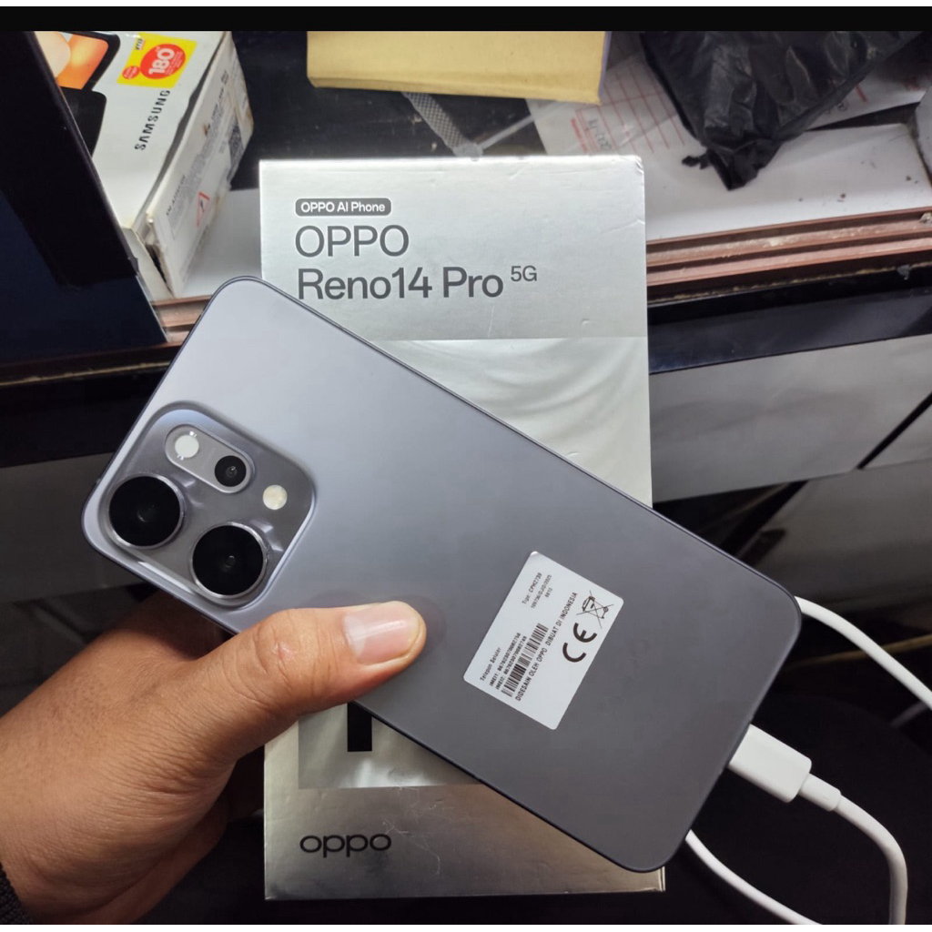 Oppo reno 14 pro 5g ram 12/512 second fullset original  garansi panjang