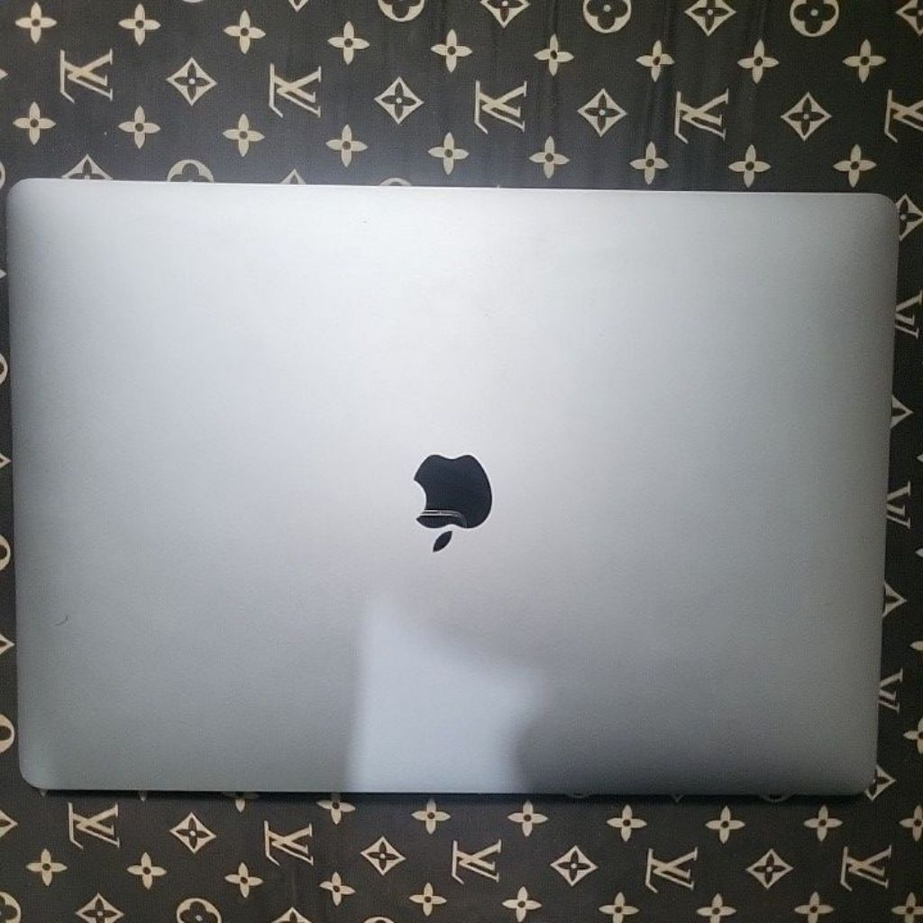 macbook pro 2019 mati