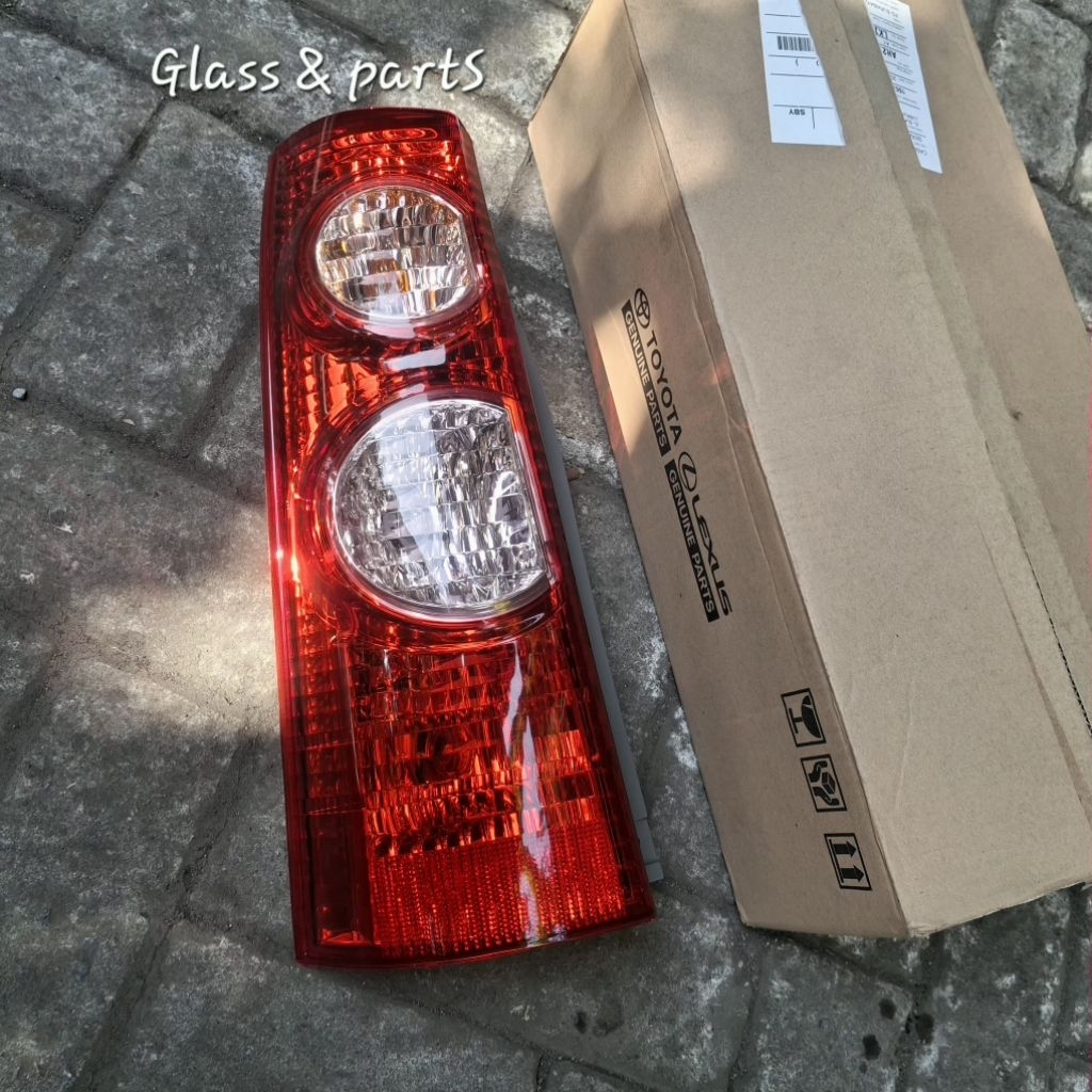 LAMPU STOP/LAMPU BELAKANG AVANZA/XENIA VVTI 2007-2011