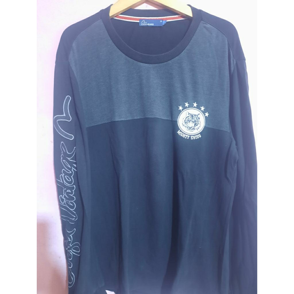 kaus oblong panjang tangan merek evisu