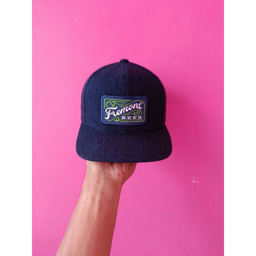 topi snapback vintage
