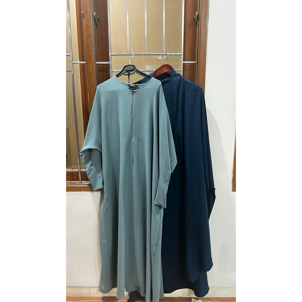 Preloved Aljenna bundling Jemima abaya buttermint & FK LP Dark teal