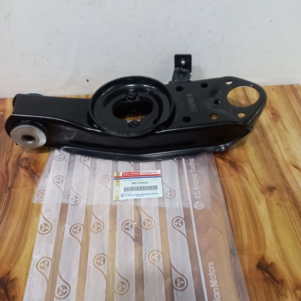 LOW ARM RH L300 DIESEL SAYAP BAWAH KANAN L300 DIESEL