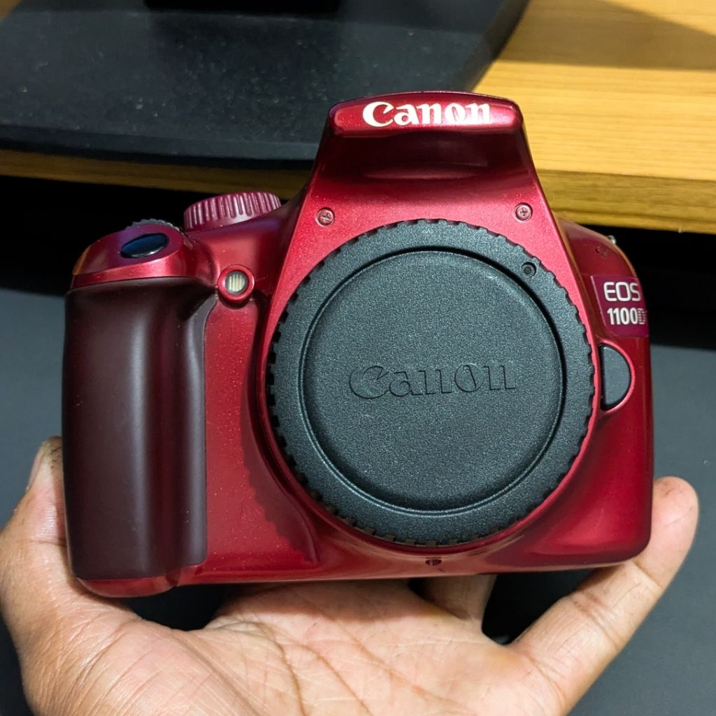 Kamera DSLR Canon Eos 1100d Body Only Second
