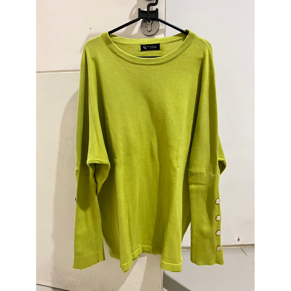 gonegani preloved sweater batwing