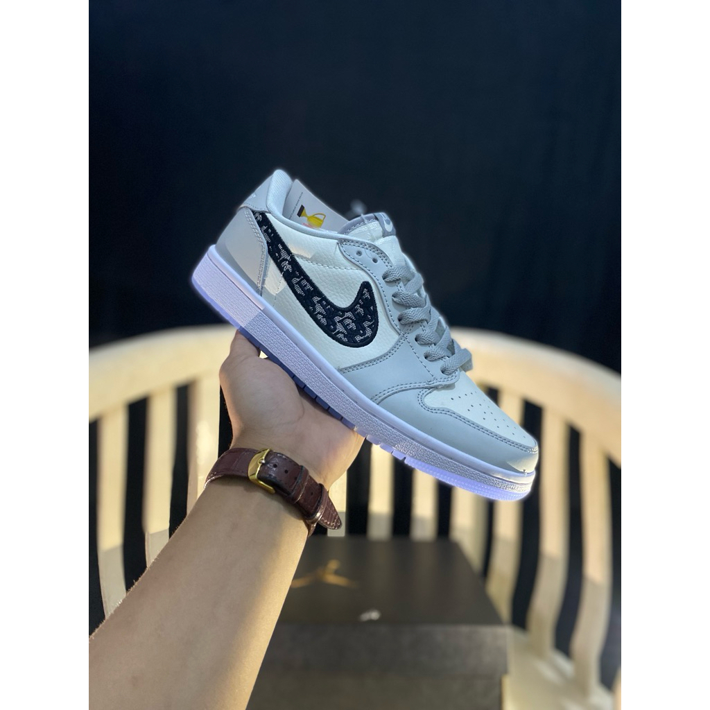Sepatu Jordan 1 Low Dior Abu Centang Black 1:1 BNIB 100%
