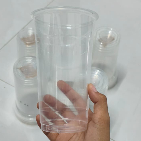 CUP PLASTIK PP PREMIUM STARINDO 22OZ DATAR 9,5GRM