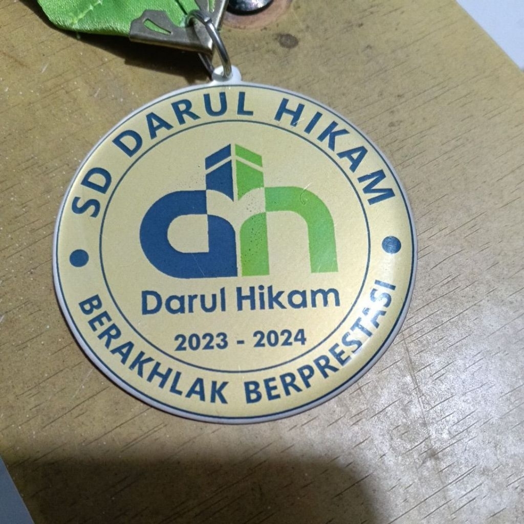 Pin medali Resin 7cm