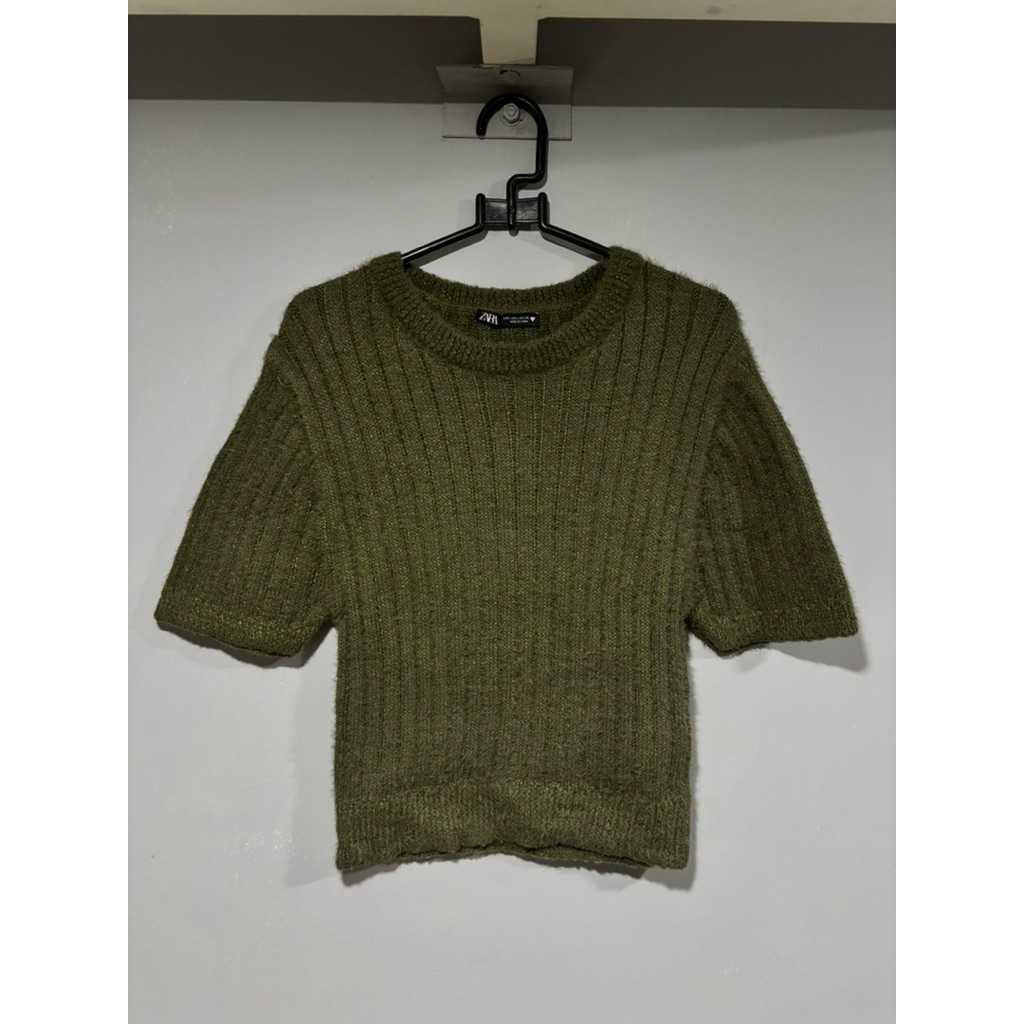 KAOS ZARA RAJUT PRELOVED
