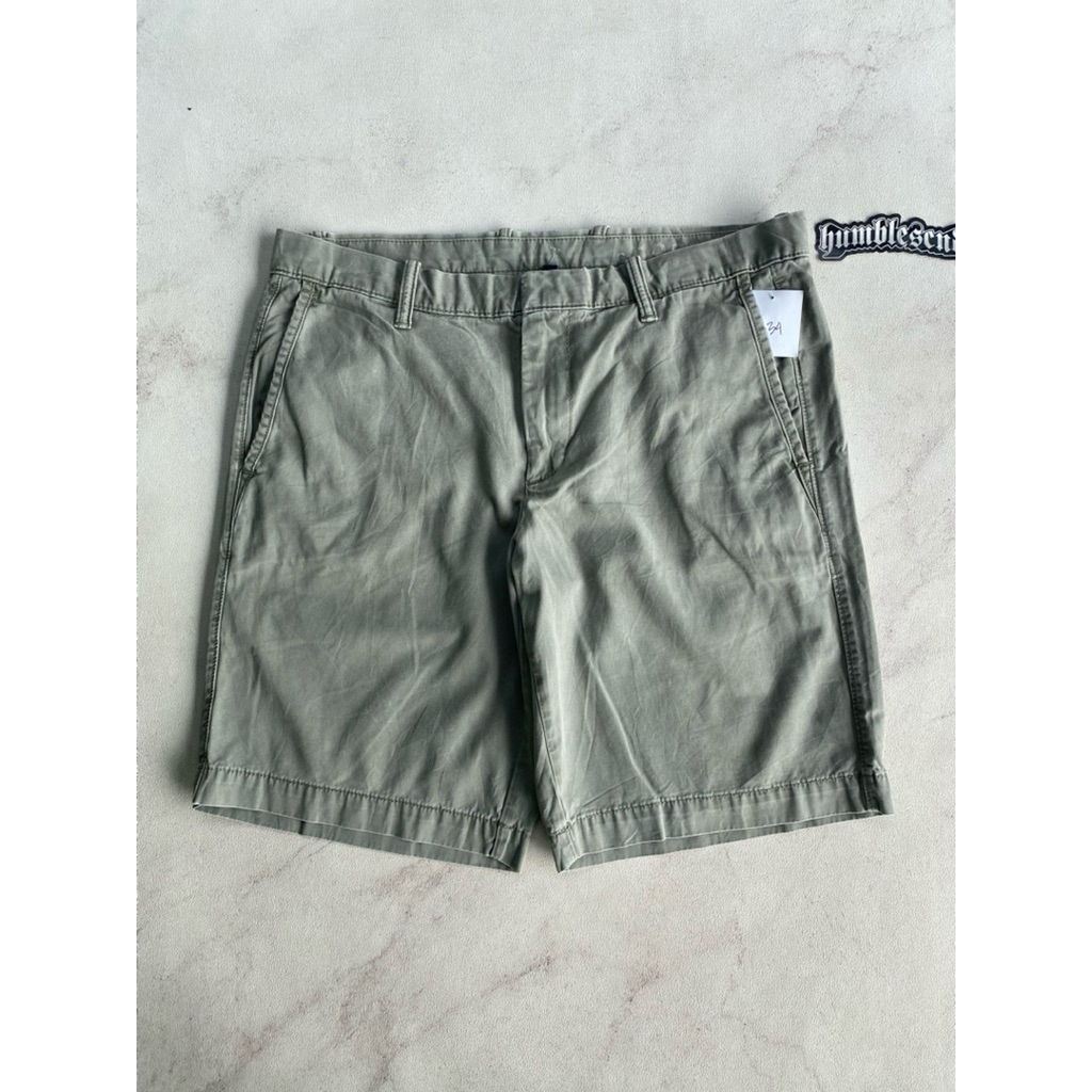 CELANA PENDEK GAP