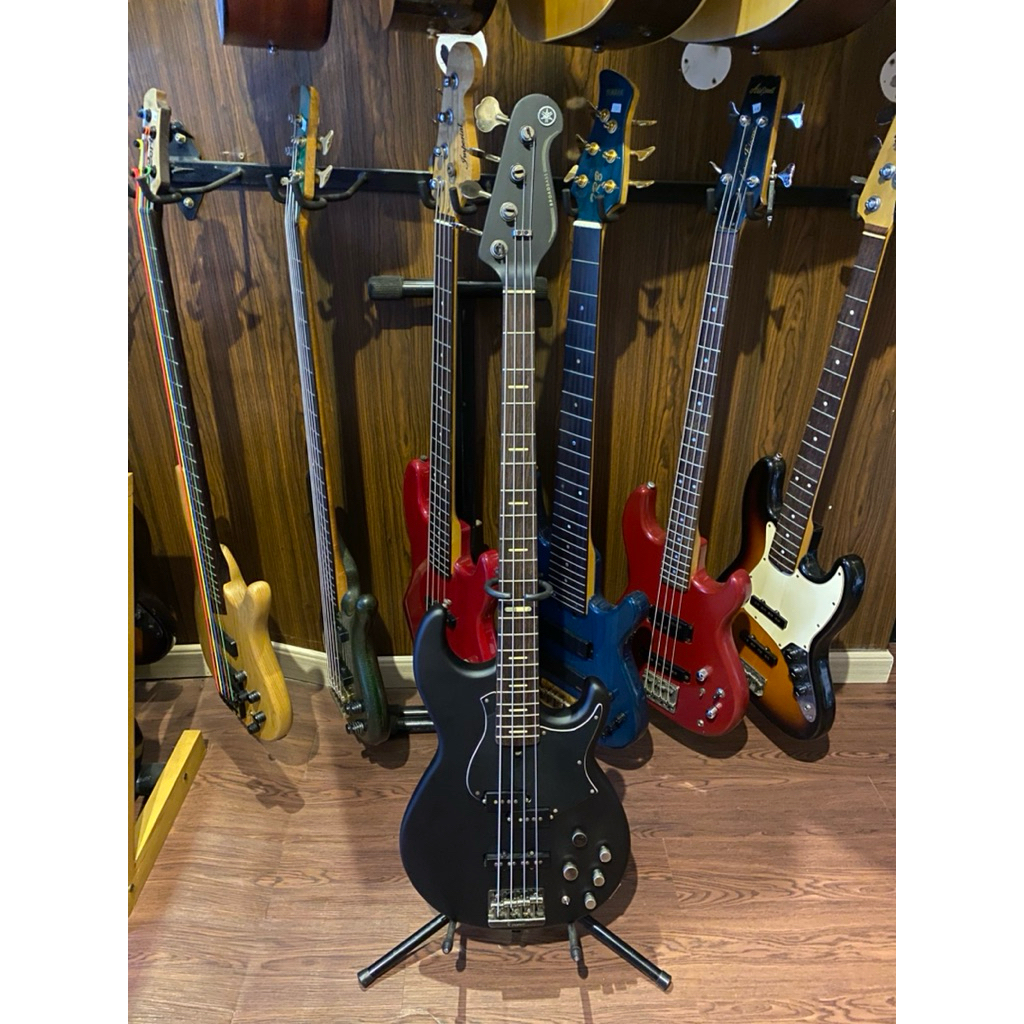 Bass Yamaha BB734A Original