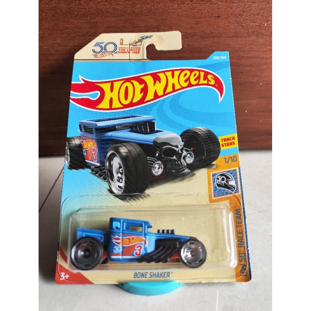 Hot Wheels Bone Shaker