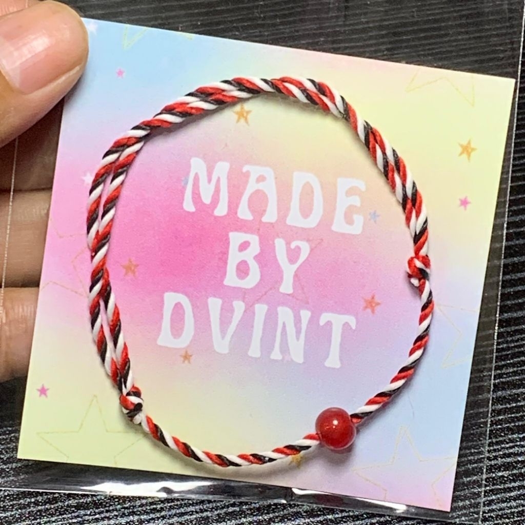 Gelang Tridatu 2mm Batu giok merah Viral Aesthetic Handmade Gelang Couple Simple Wanita Pria Kekinia