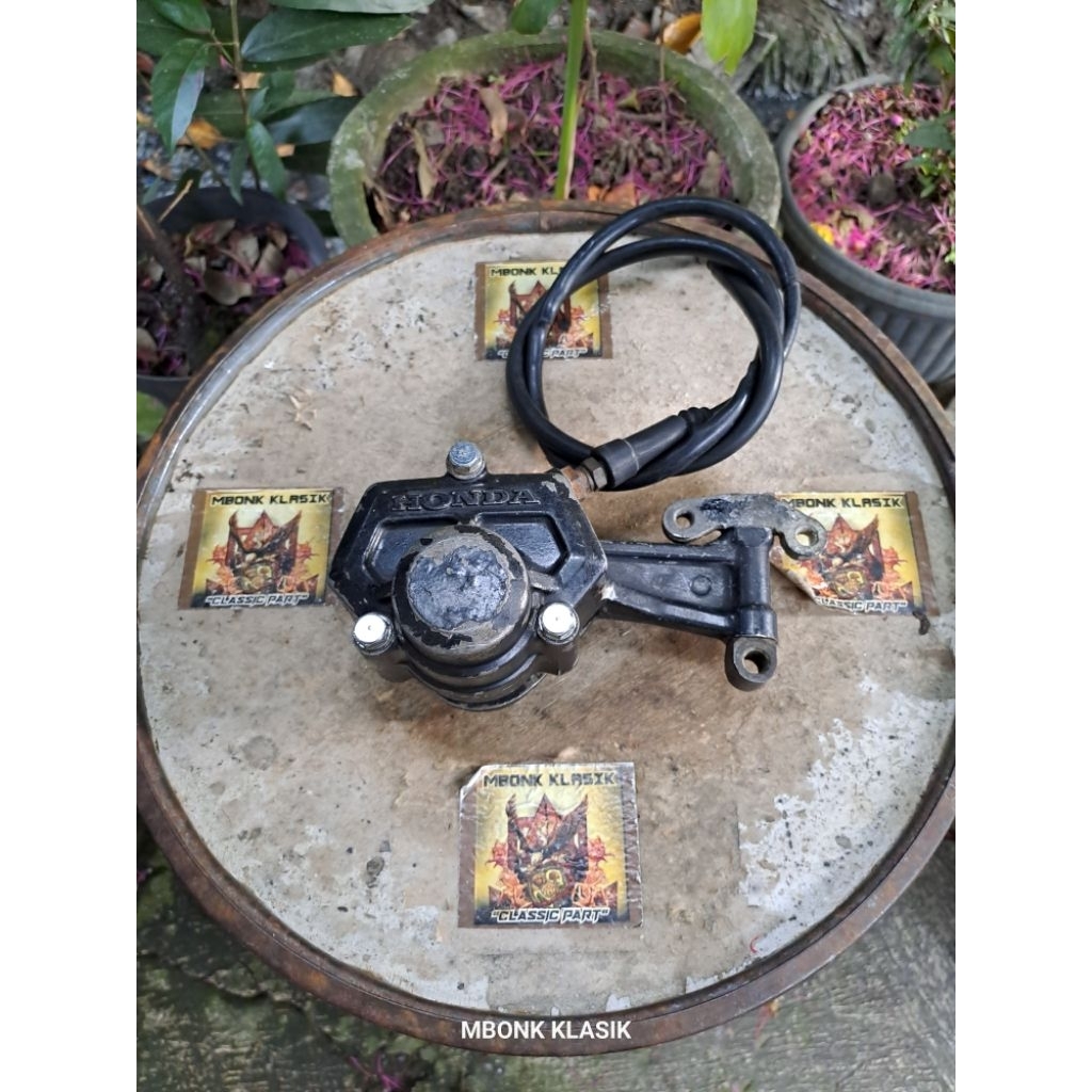 kaliper honda gl100 gl125 ORIGINAL kaliper rem gl100 gl125 kaliper cakram gl100 gl125 kaliper gl 100