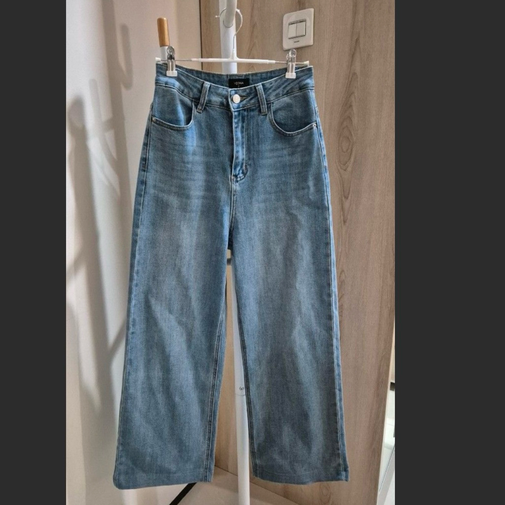 preloved yeona light jeans