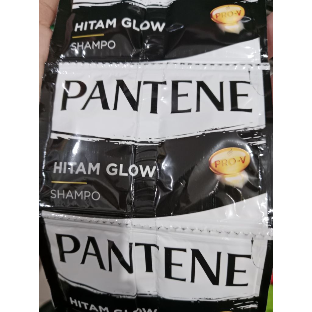 PANTENE shampo Hitam Glow isi 12 sachet