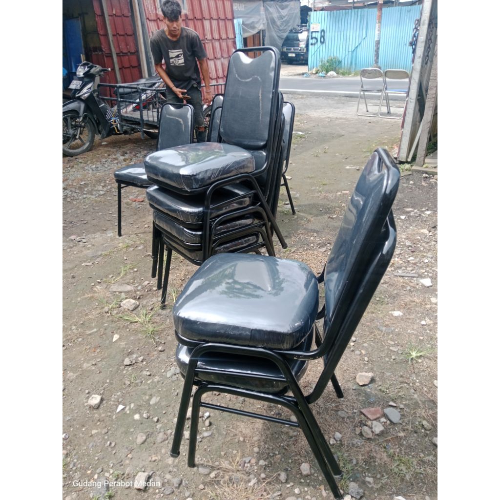Kursi Susun Pesta / Kursi Kondangan / Kursi Susun Besi