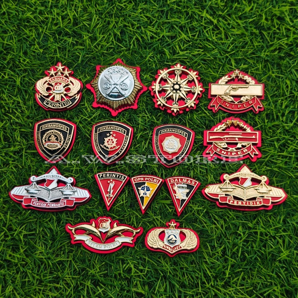 PIN POLRI ATRIBUT POLRI LENGKAP