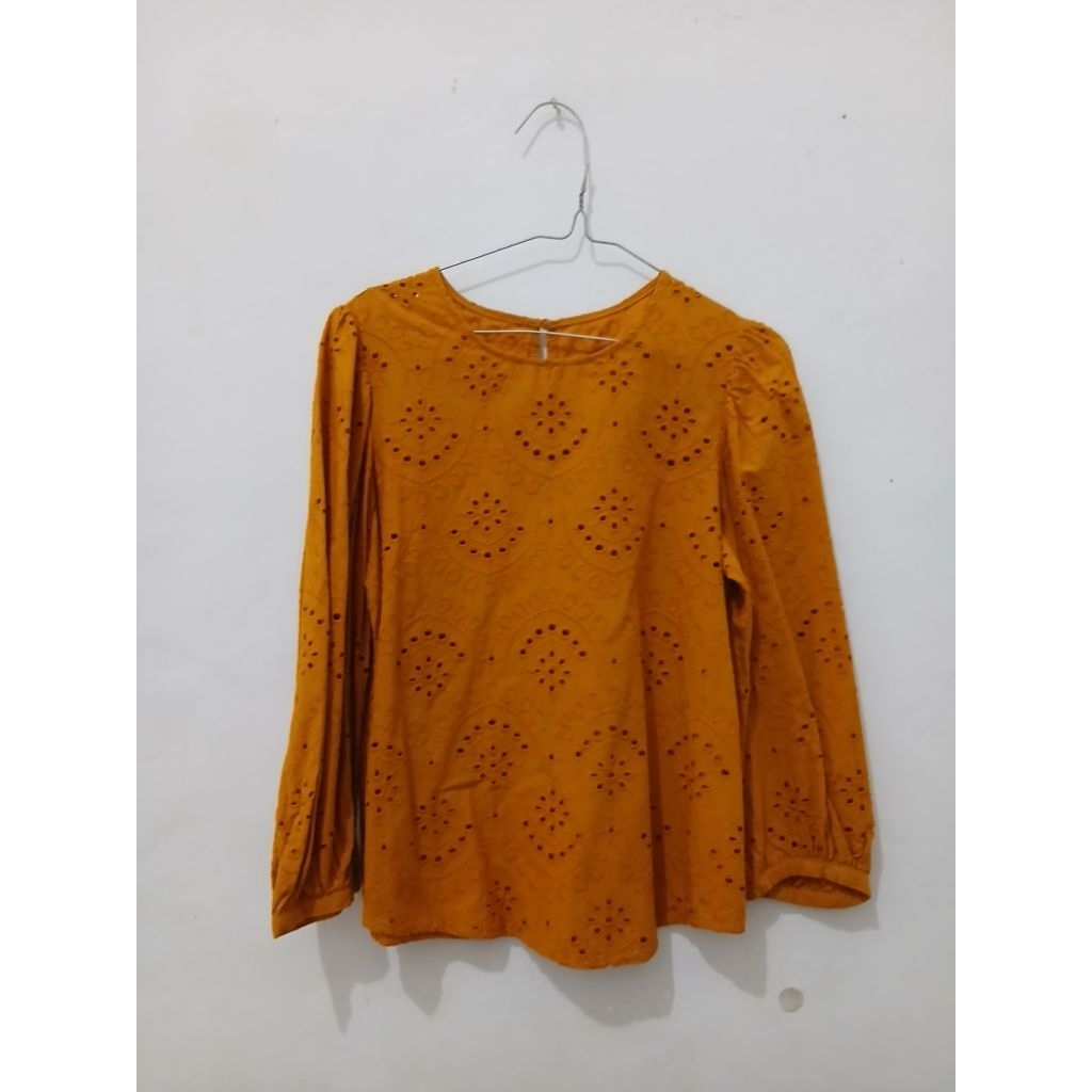 Preloved blouse katbol