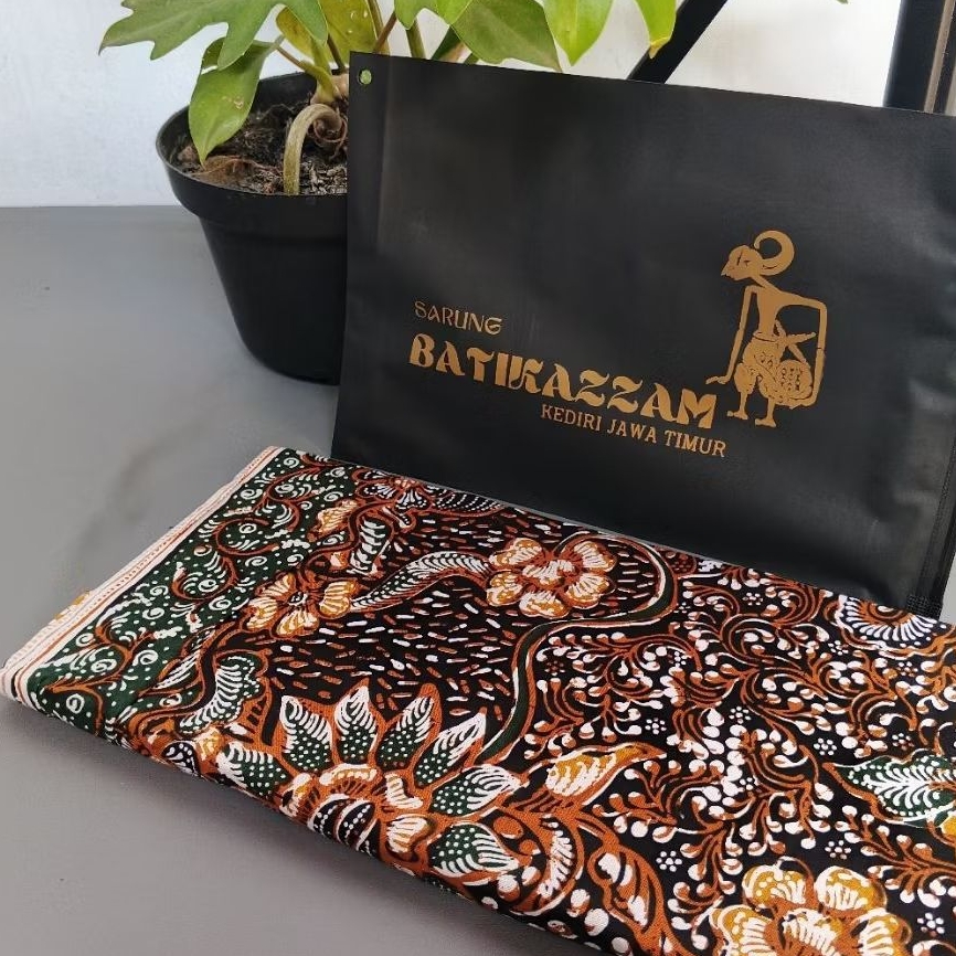 SARUNG BATIK LASEMAN PREMIUM ,SARUNG BATIK LASEM GUS KAUTSAR