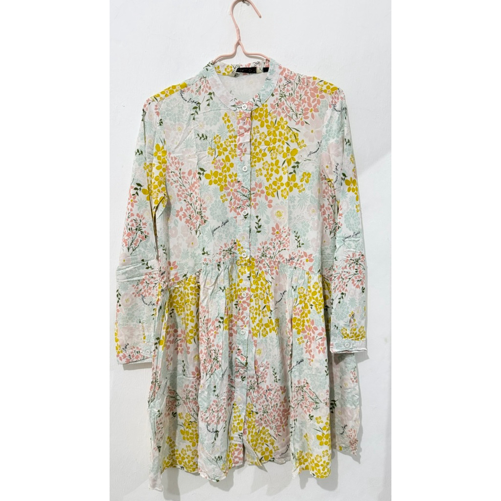 Blouse Heaven lights