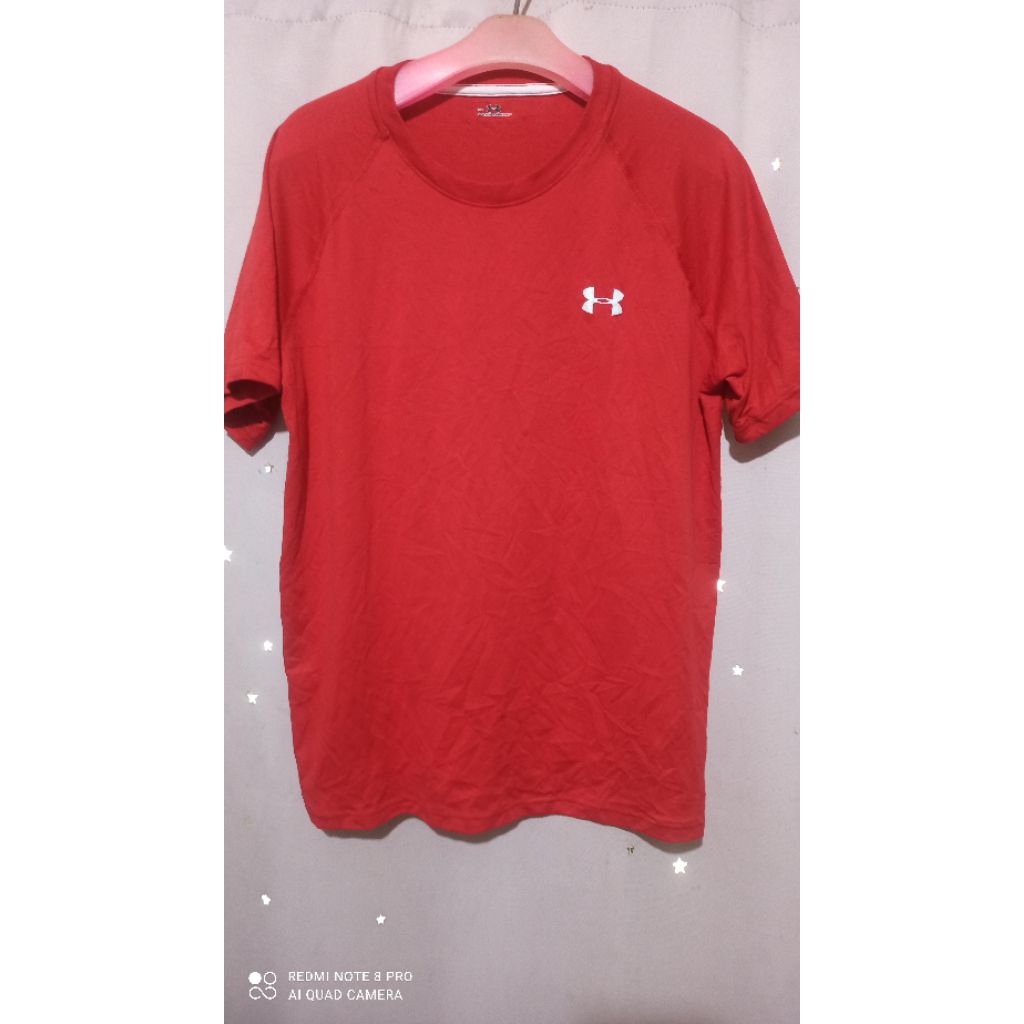 kaos oblong Under Armour