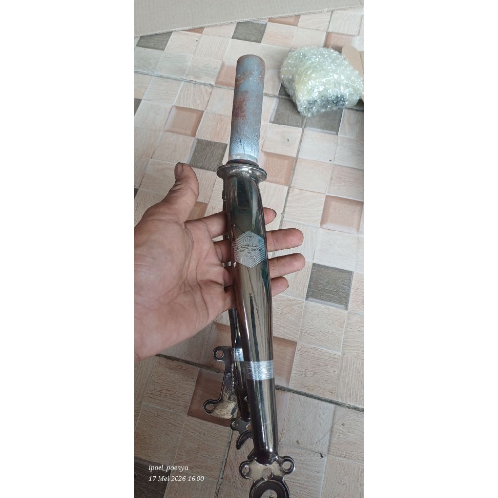 Fork sepeda lipat element troy 16 plus