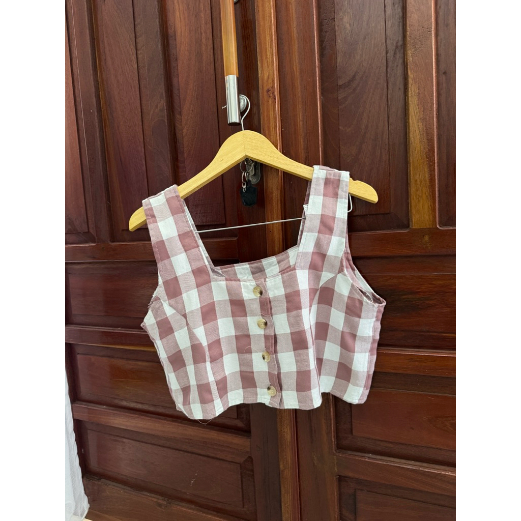 Square neck crop top kotak-kotak