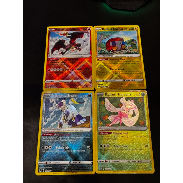 Kartu Koleksi TCG Pokemon Radiant 1 Set Charjabug, Sneasler, Tsareena dan Charizard English