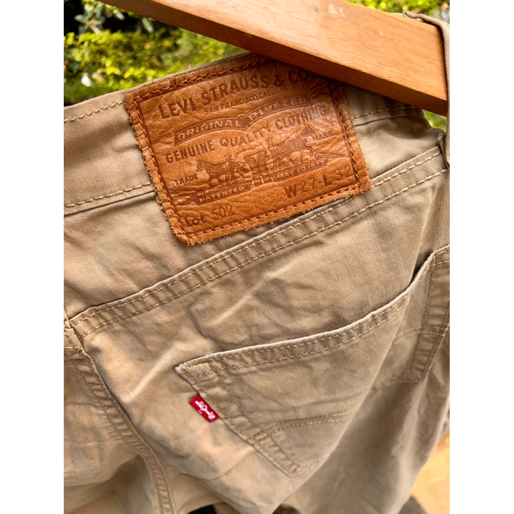LEVIS 502