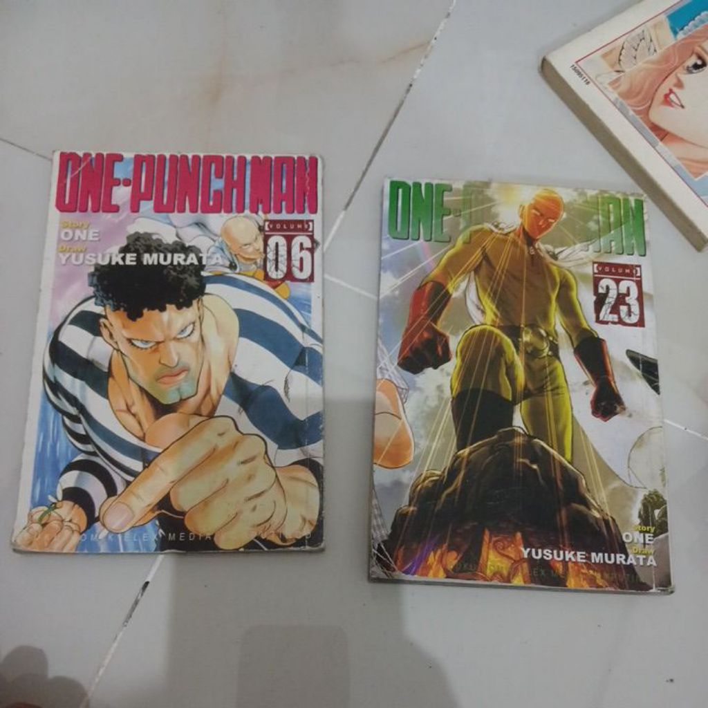 KOMIK ONE PUNCH MAN.